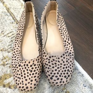Old Navy Size 9 worn once flats
